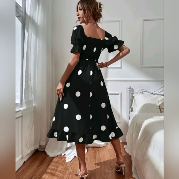 Dresses & Skirts - New Gorgeous Smocked Polka Dot Midi Dress On / Off Shoulder Black White